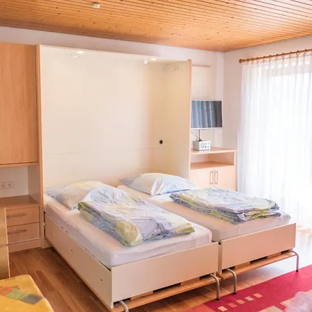 Ferienwohnung Haus Schwoerer Hagnau am Bodensee Exterior foto